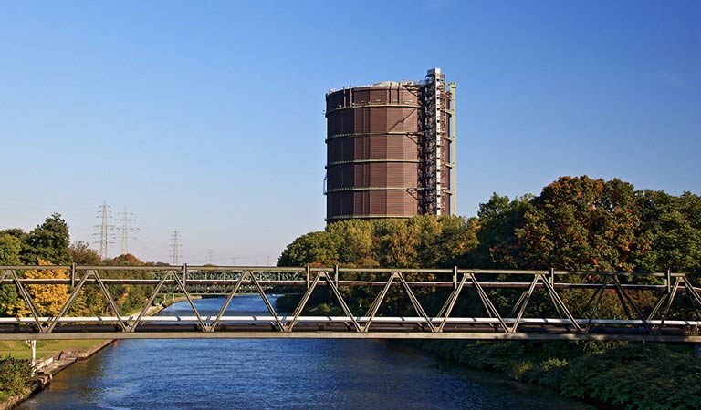 adac-oberhausen-center-reisebuero-pruefzentrum